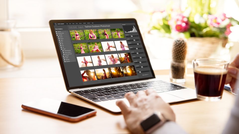 How to batch edit in Lightroom